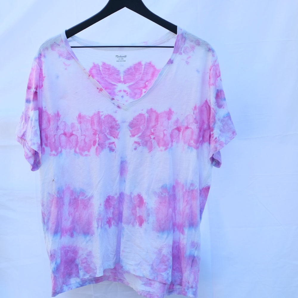 New tie dyed v neck